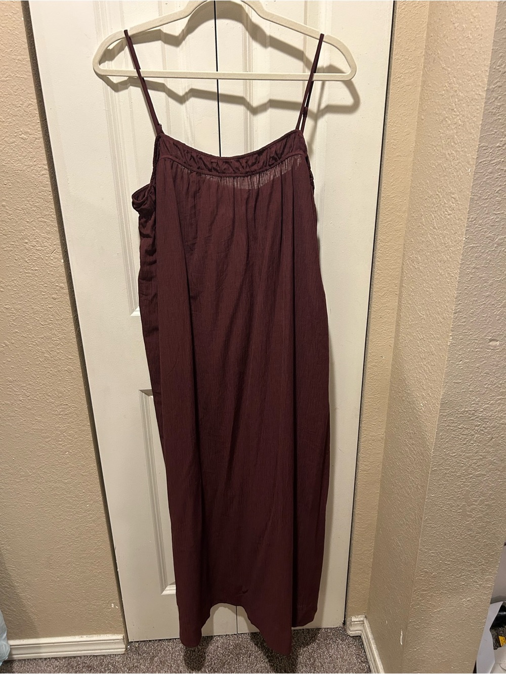 NWT H&M Burgundy Strappy Resort Vacation Casual Dress , M - Picture 2 of 5